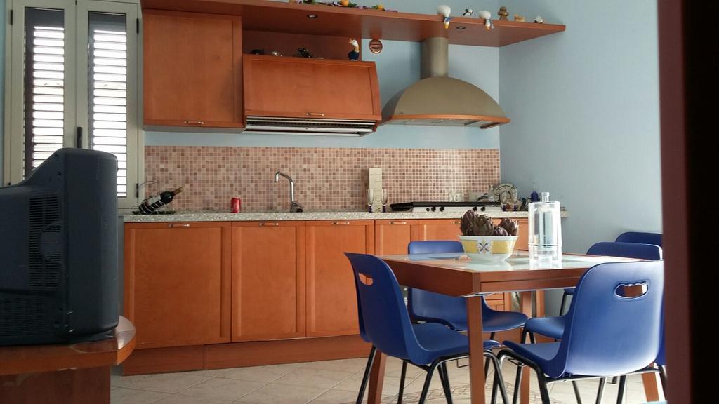 Casa Eleonora Leilighet Campofelice Di Roccella Eksteriør bilde